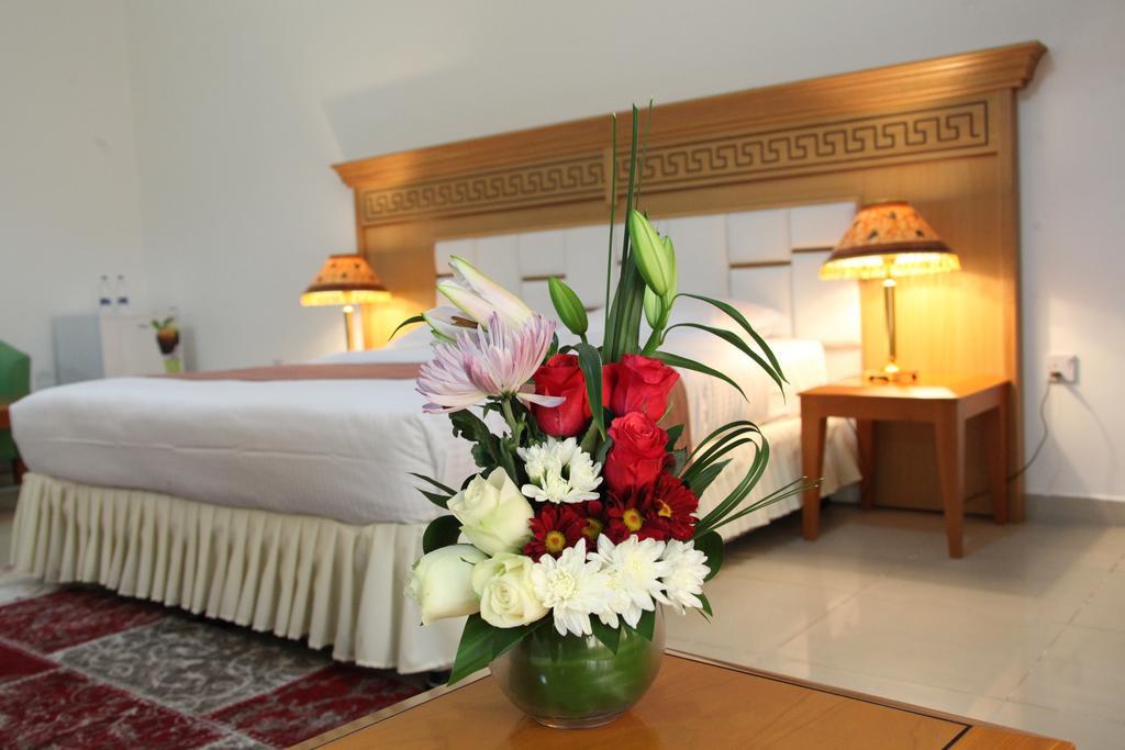 Flamingo Hotel Apartment 1 Abu Dabi Oda fotoğraf